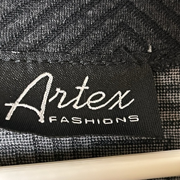 Y2K colorblock poncho,cape,women ,one size , black & white,Canada made ,EC - Picture 8 of 13